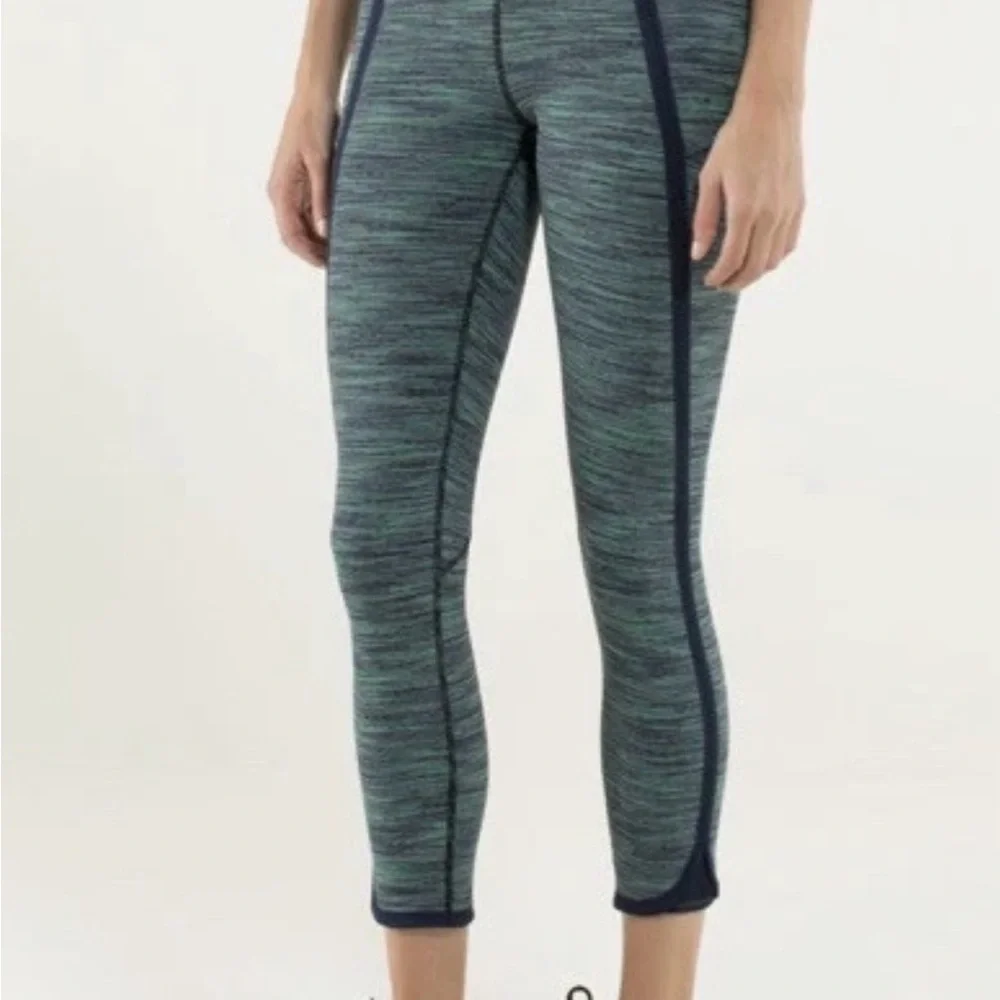 Lululemon can’t stop ankle leggings “we are from space” green bean slalom stripe